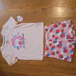 DOTS & DREAMS GIRL'S PINK "JUICE BE YOURSELF" SHORT SLEEVES SLEEP SET MEDIUM